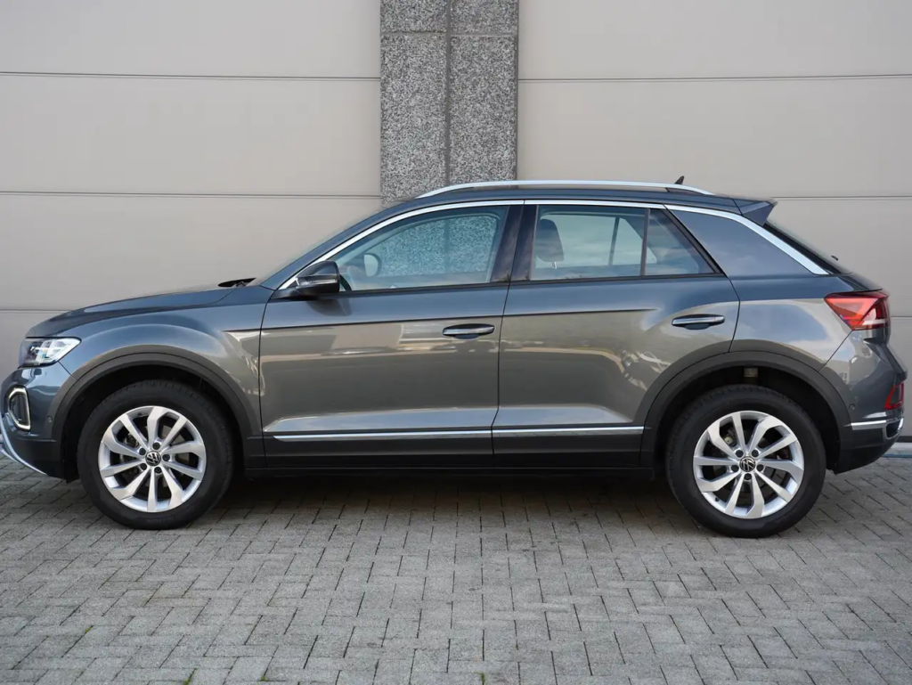 Volkswagen  T-Roc 1.5 DSG Style *IQ LIGHT/VERW ZET&STUUR/EL KOFFER*