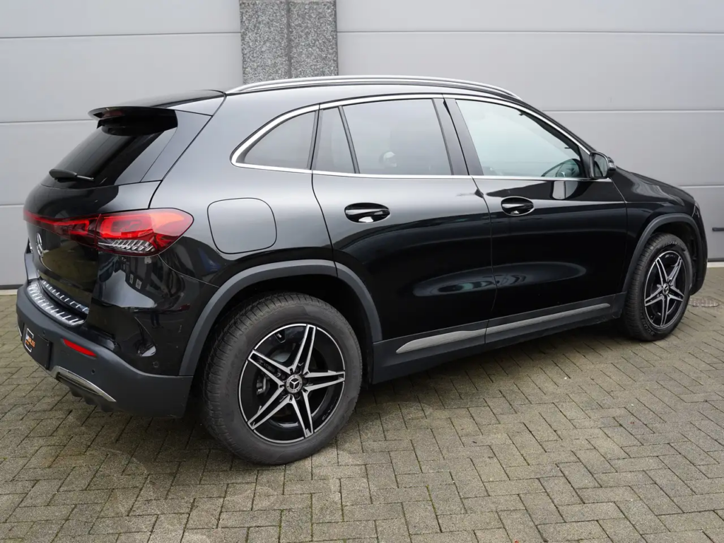 Mercedes-Benz  EQA 250 AMG Line * CAM / CARPLAY / HEATED SEATS *