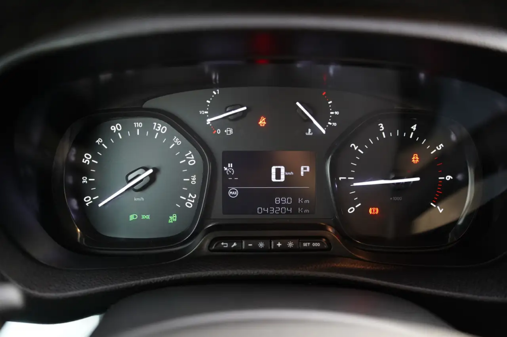 Opel  Vivaro DUBBELE CABINE AUTOMAAT L3 *1 EIG / FULL OPTIONS *