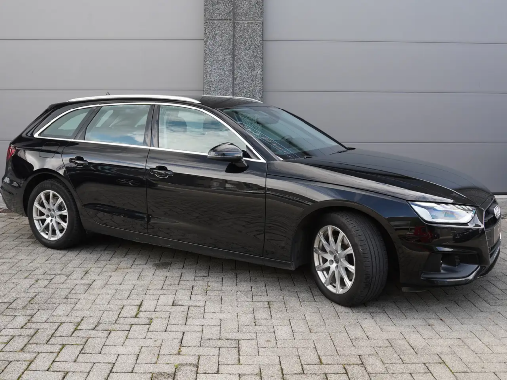 Audi  A4 35TFSI Business Advanced * 1EIGENAAR/COCKPIT*