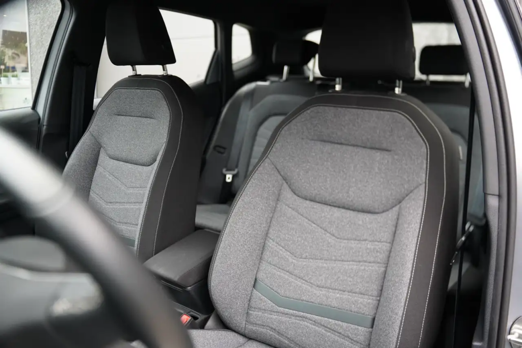 SEAT  Arona GERESERVEERD / RESERVE