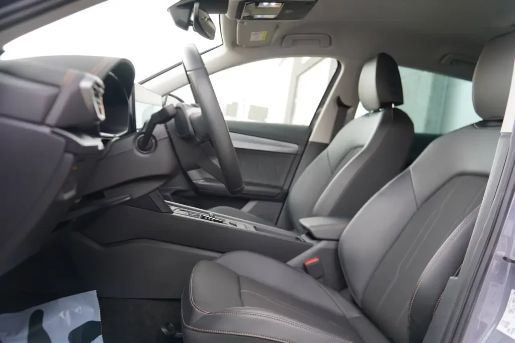 CUPRA Formentor 1.4 e-Hybrid DSG * STUURVERWARMING / DRAADLOOS OPLADEN / LED / SPORT / ADAPTIVE CRUISE *