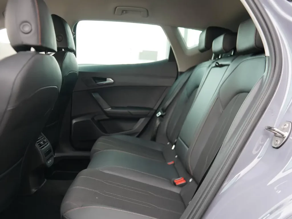 CUPRA Formentor 1.4 e-Hybrid DSG * STUURVERWARMING / DRAADLOOS OPLADEN / LED / SPORT / ADAPTIVE CRUISE *