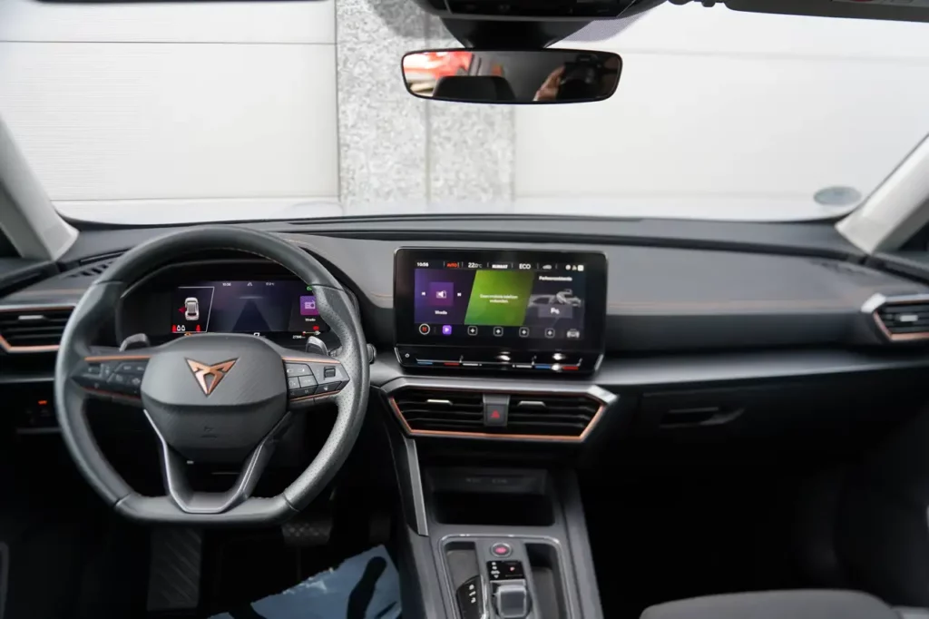 CUPRA Formentor 1.4 e-Hybrid DSG * STUURVERWARMING / DRAADLOOS OPLADEN / LED / SPORT / ADAPTIVE CRUISE *
