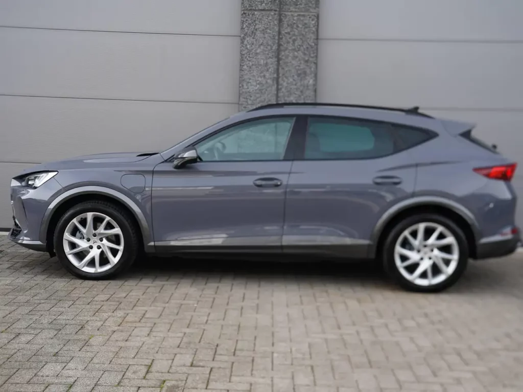 CUPRA Formentor 1.4 e-Hybrid DSG * STUURVERWARMING / DRAADLOOS OPLADEN / LED / SPORT / ADAPTIVE CRUISE *